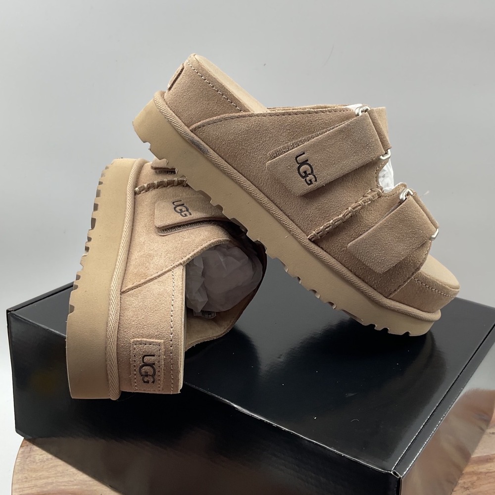 UGG GoldenGlow Suede Platform Slide Sandal Tan Mens 10 Womens 6